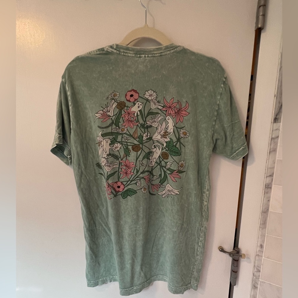 Ripndip Distressed Men’s Graphic T-Shirt - Picture 5 of 6